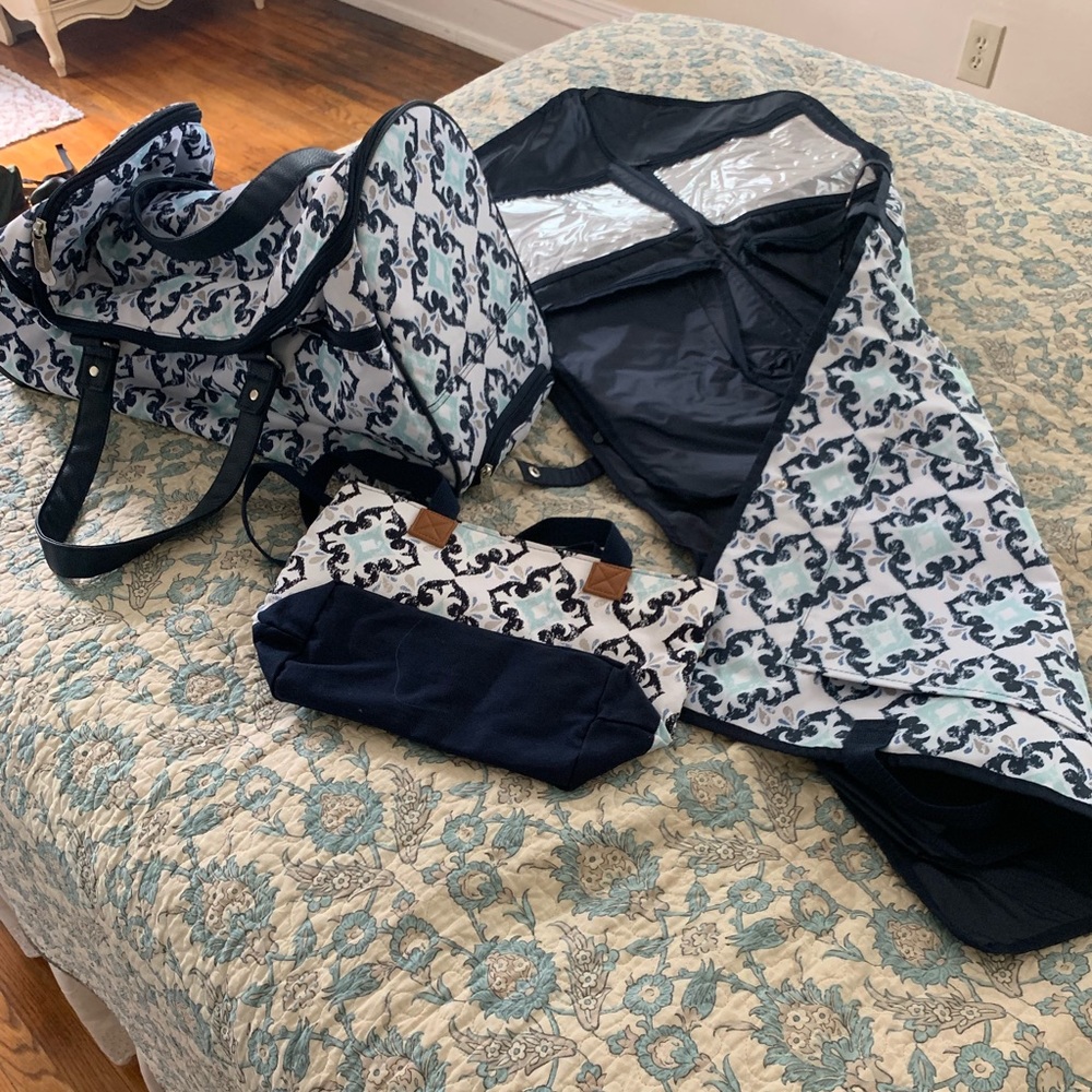 Thirtyone suitcase, garment bag and tote.